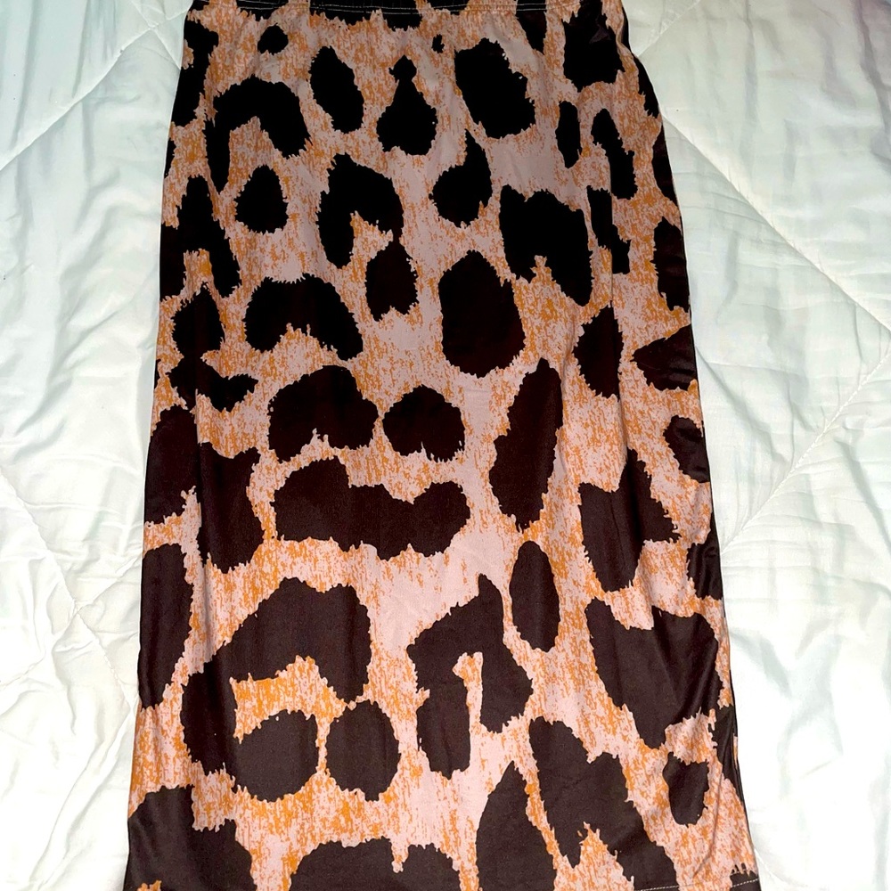 Long up to knee skirt